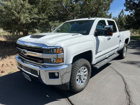Used 2019 Chevrolet Silverado 3500 LTZ w/ Duramax Plus Package AWD/4WD image 6