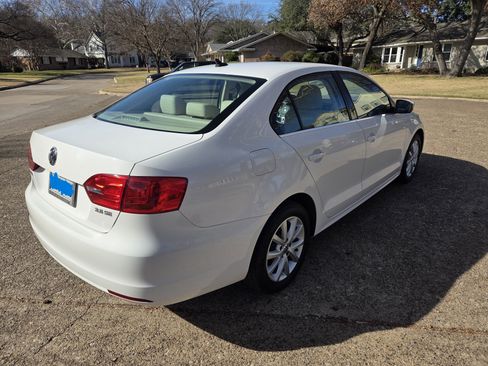 Used 2013 Volkswagen Jetta SE image 6