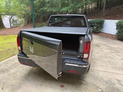 Used 2019 Honda Ridgeline RTL-T image 8