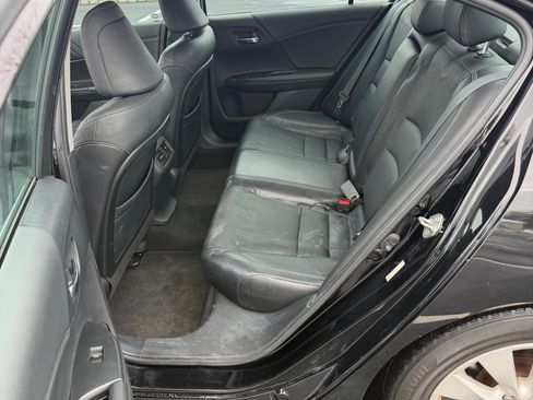 Used 2014 Honda Accord Touring image 10