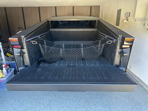 Used 2024 Tesla Cybertruck Cyberbeast image 15