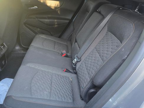 Used 2018 Chevrolet Equinox LT image 6