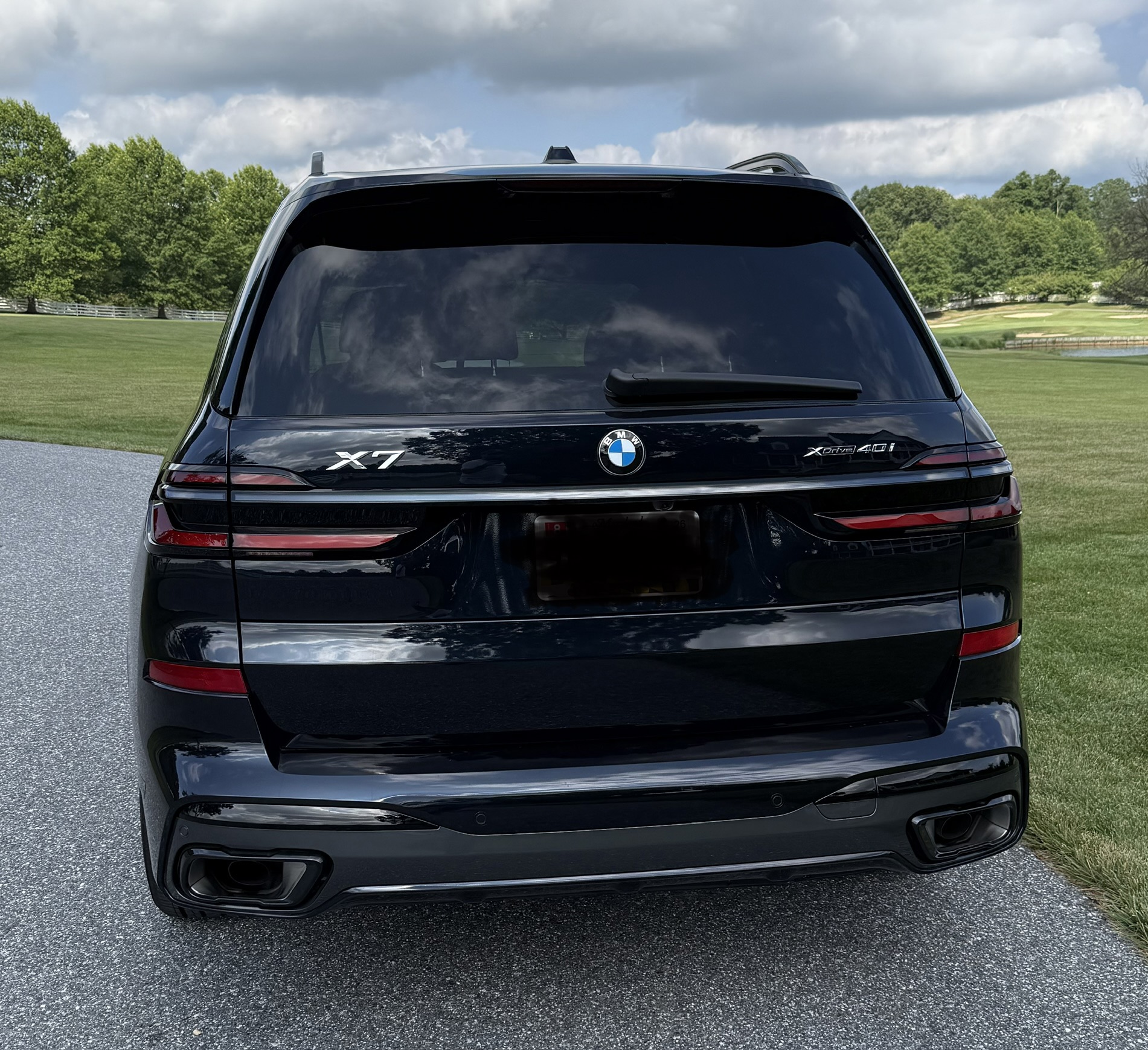 Used 2026 BMW X7 xDrive40i w/ M Sport Package AWD/4WD image 8