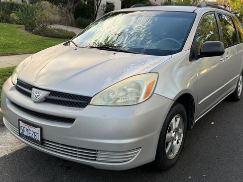 Used 2004 Toyota Sienna LE FWD image 5