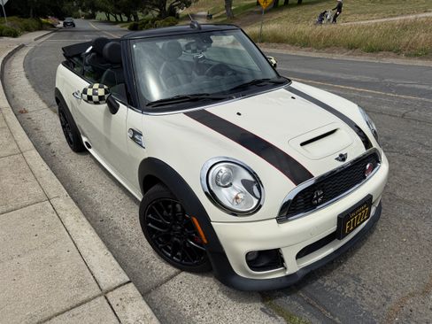 Used 2012 MINI Cooper John Cooper Works FWD image 1