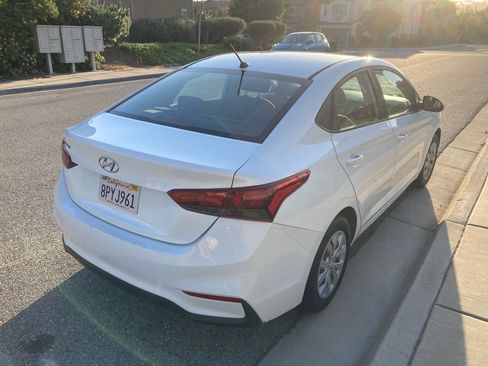 Used 2019 Hyundai Accent SE image 15