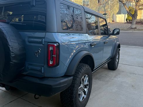 Used 2024 Ford Bronco Badlands image 6