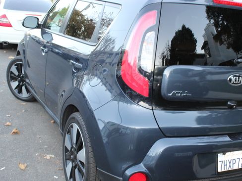 Used 2015 Kia Soul ! w/ Sun & Sound Package image 4