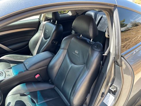 Used 2011 INFINITI G37 Coupe RWD image 16