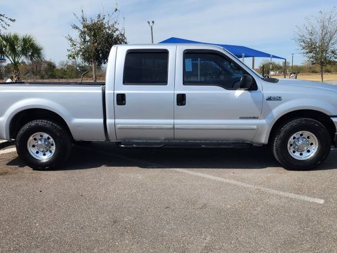 Used 2001 Ford F250 2WD Crew Cab Super Duty image 8