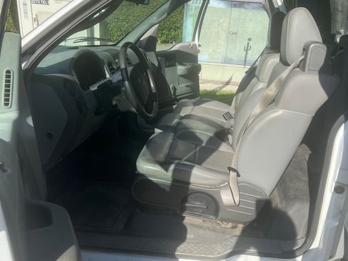 Used 2005 Ford F150 XL RWD image 8
