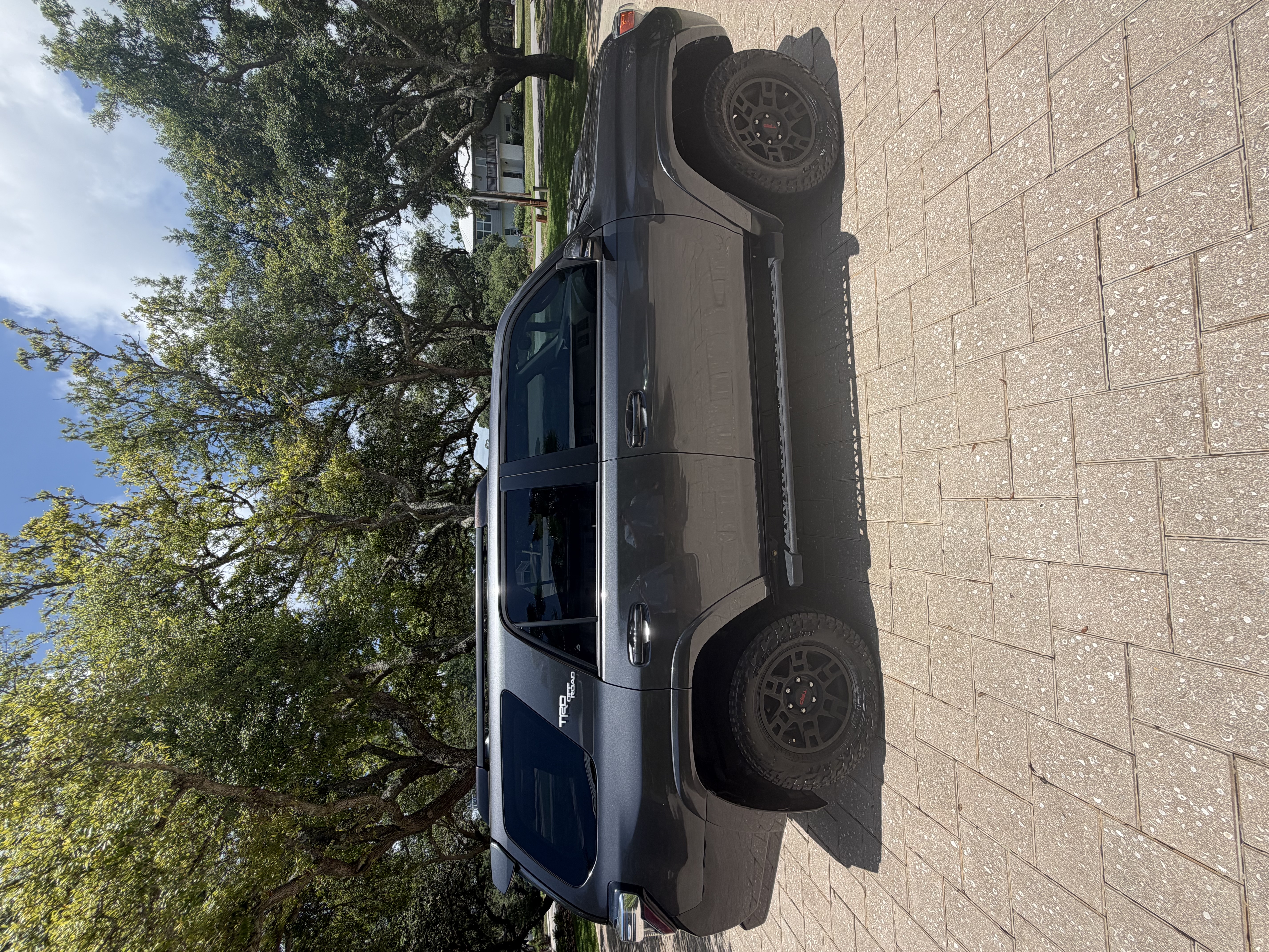 Used 2020 Toyota 4Runner TRD Off-Road Premium w/ Moonroof Package AWD/4WD image 6