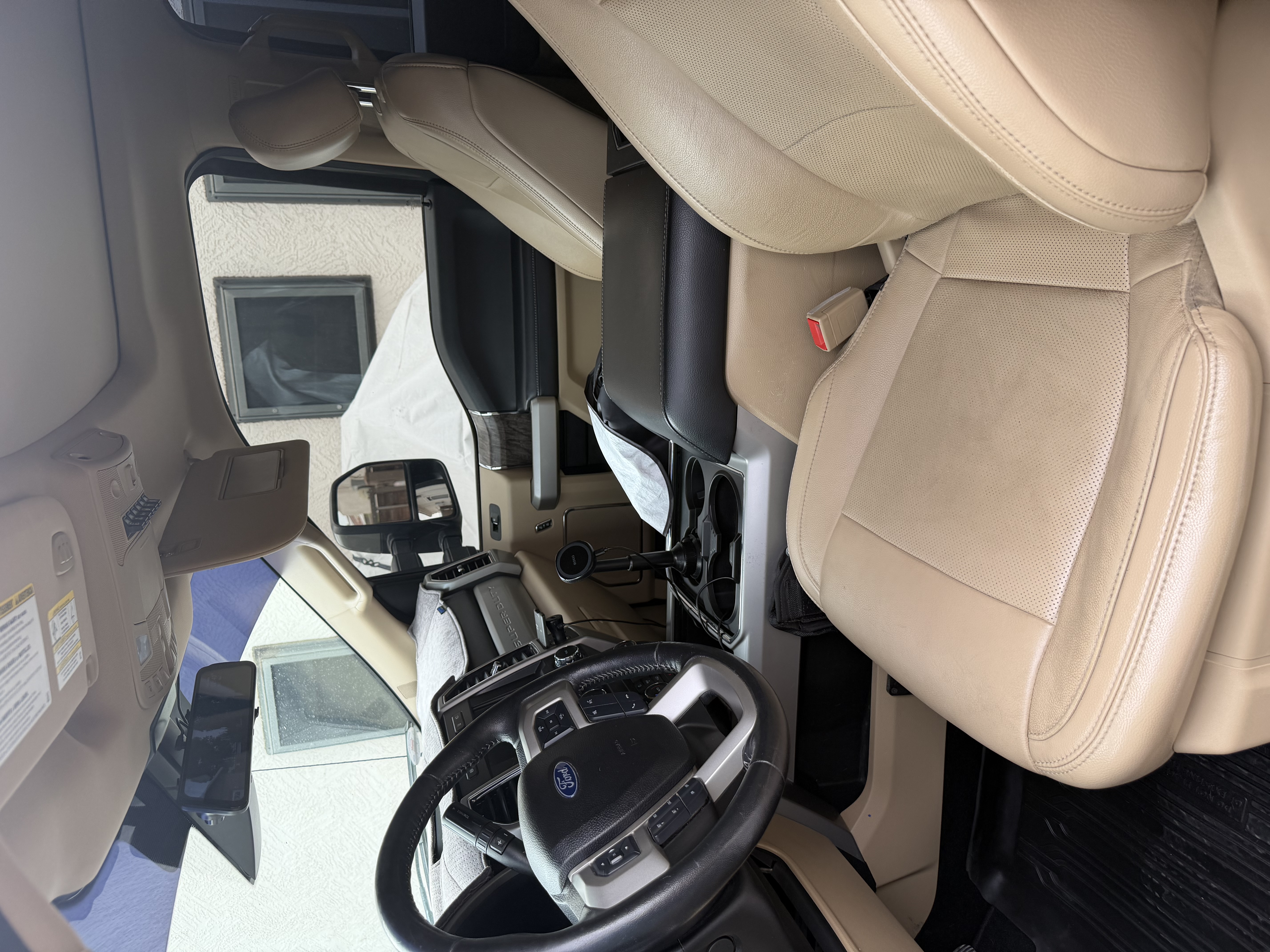 Used 2019 Ford F350 Lariat w/ Lariat Ultimate Package AWD/4WD image 9