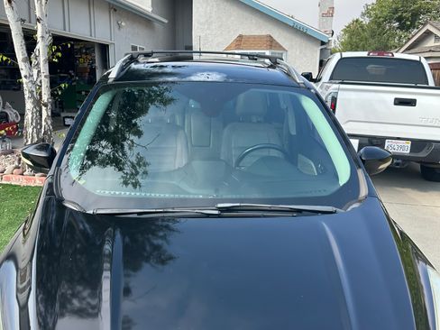 Used 2017 Ford Escape Titanium image 9