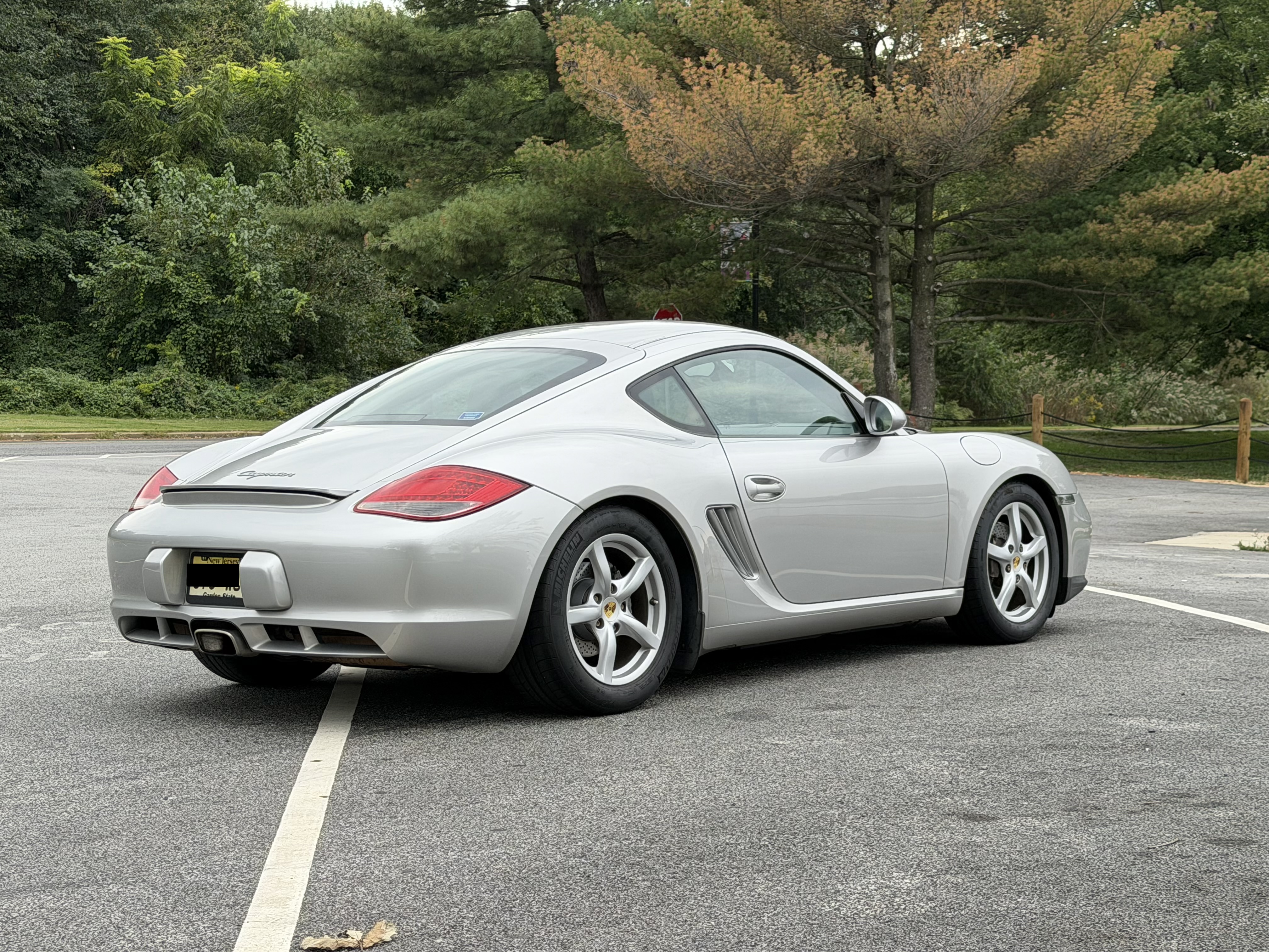 Used 2010 Porsche Cayman RWD image 29