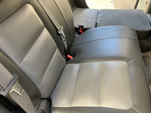 Used 2004 Ford Explorer Sport Trac XLT image 18