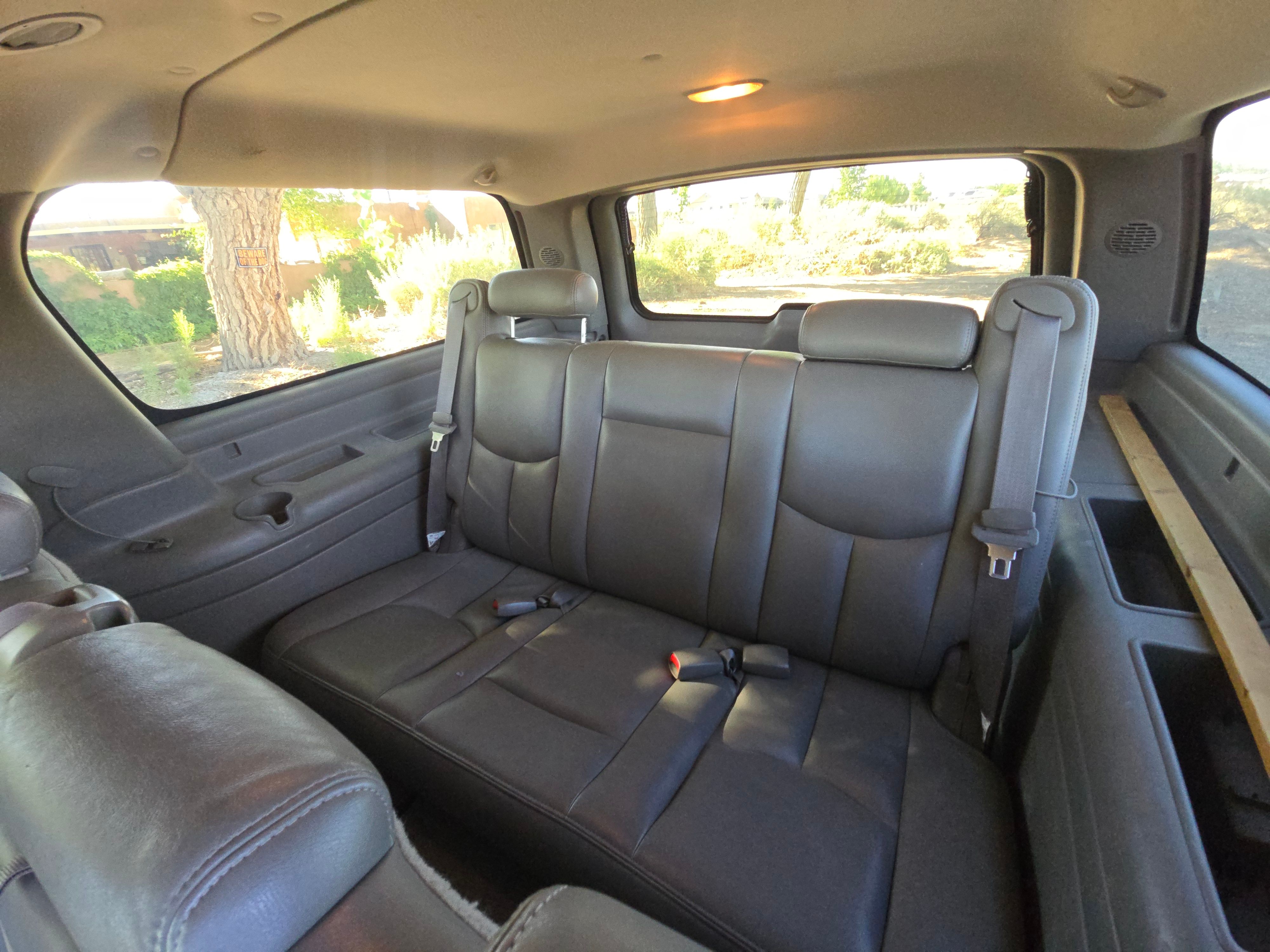 Used 2004 GMC Yukon XL SLT w/ Preferred Equipment Group AWD/4WD image 15