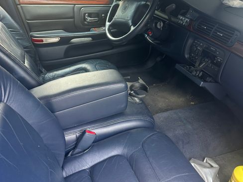 Used 1997 Cadillac De Ville Limousine FWD image 9