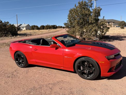 Used 2015 Chevrolet Camaro SS w/ RS Package image 4