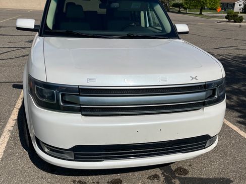 Used 2015 Ford Flex Limited AWD/4WD image 4