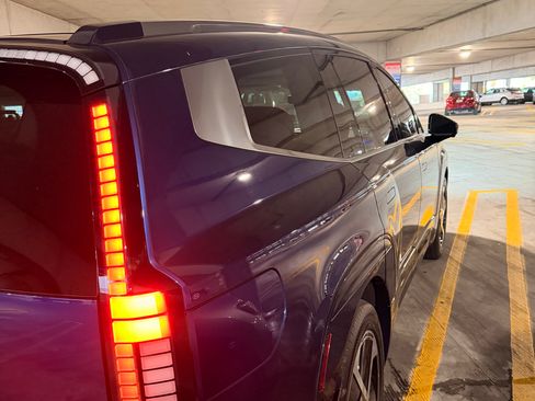 Used 2026 Hyundai Ioniq 9 Calligraphy image 6