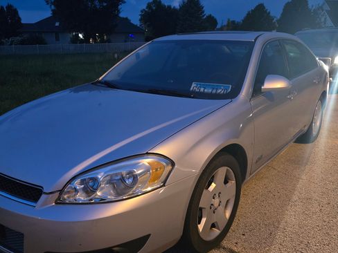 Used 2008 Chevrolet Impala SS w/ Convenience Package image 2