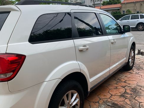 Used 2016 Dodge Journey SXT w/ Comfort/Convenience Group image 11