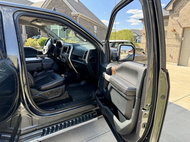 Used 2019 Ford F150 Lariat AWD/4WD image 12