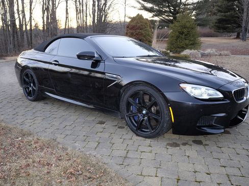 Used 2016 BMW M6 Convertible image 6