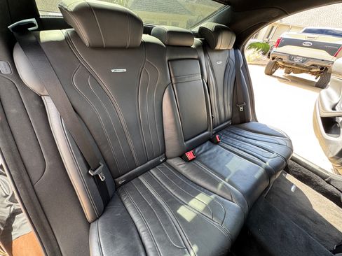 Used 2016 Mercedes-Benz S 63 AMG 4MATIC Sedan image 19