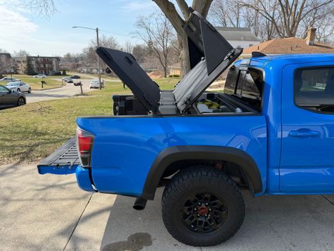 Used 2019 Toyota Tacoma TRD Pro AWD/4WD image 10