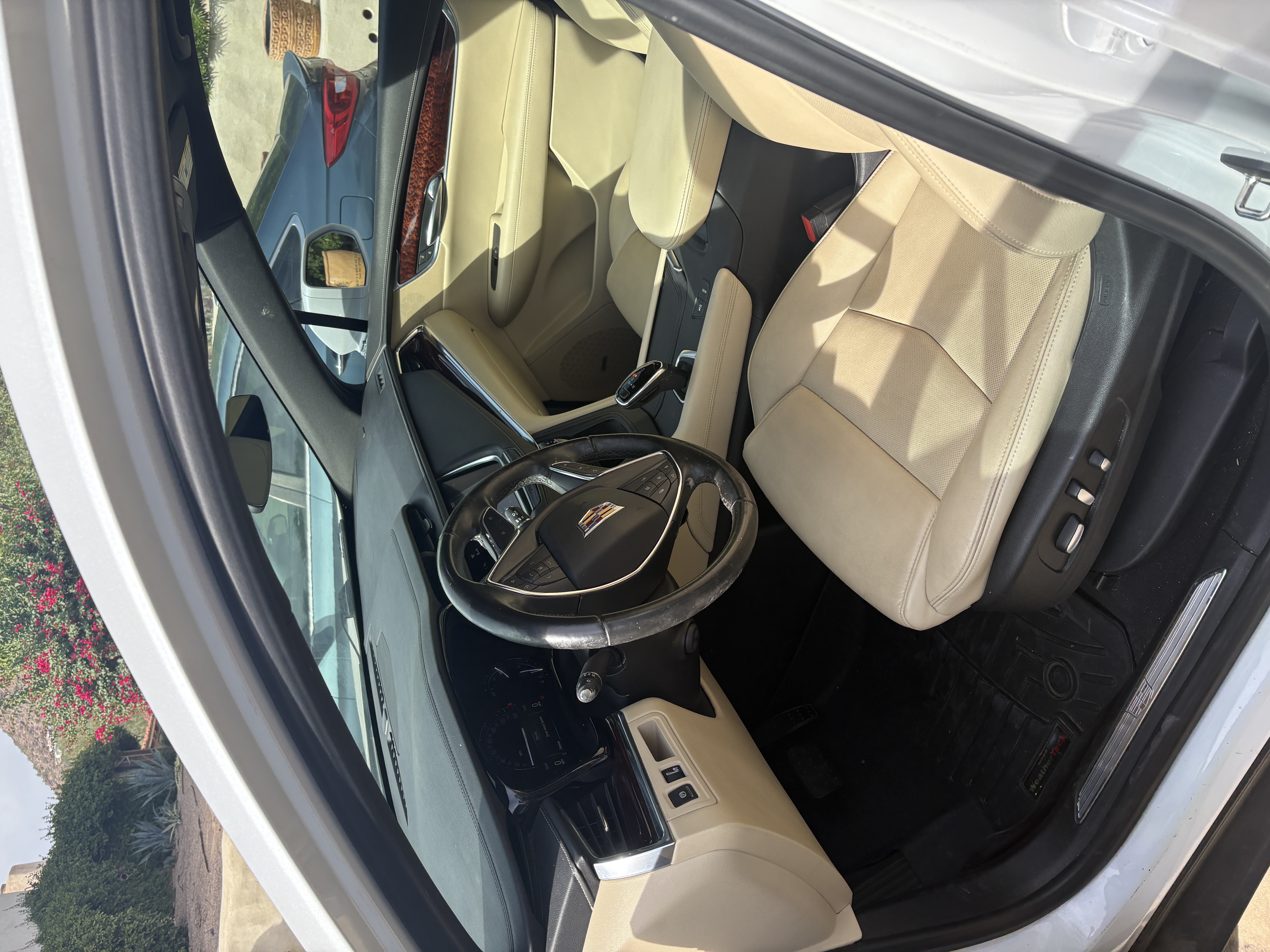 Used 2019 Cadillac XT5 Premium Luxury w/ Driver Assist Package FWD image 11