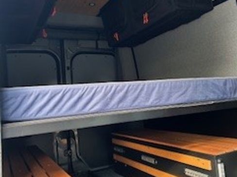 Used 2021 Mercedes-Benz Sprinter 2500 image 10