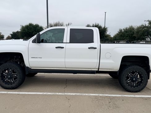 Used 2015 Chevrolet Silverado 2500 LT w/ LT Convenience Package image 1