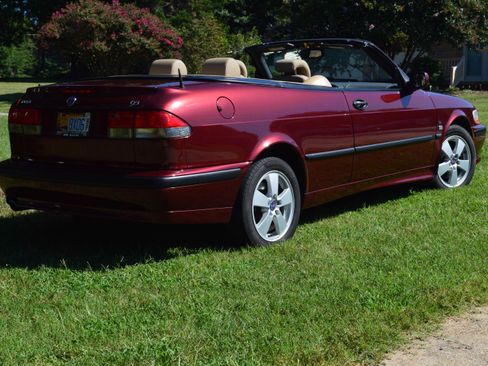 Used 2003 Saab 9-3 SE image 4