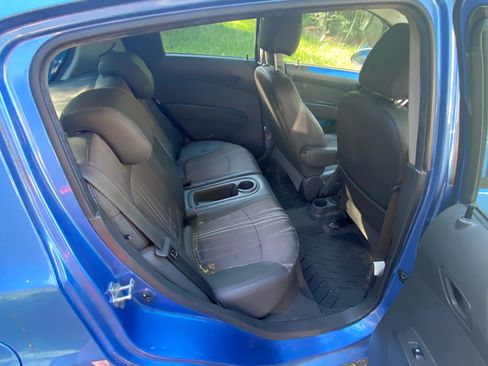 Used 2015 Chevrolet Spark LT FWD image 10