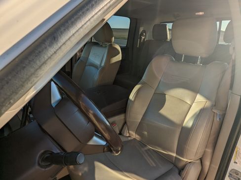 Used 2014 RAM 3500 Laramie image 13