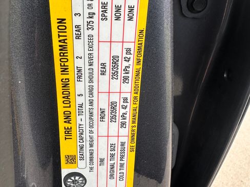 Used 2023 Tesla Model 3 Performance image 14