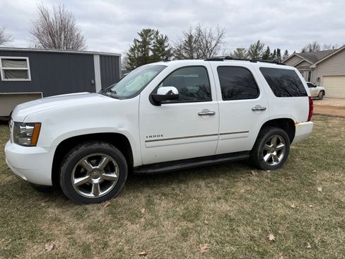 Used 2011 Chevrolet Tahoe LTZ image 1