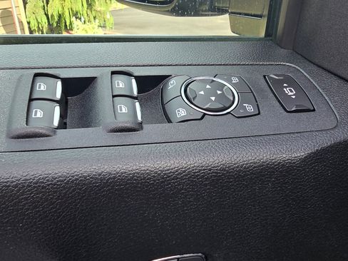 Used 2019 Ford F350 Platinum w/ Platinum Ultimate Package image 17