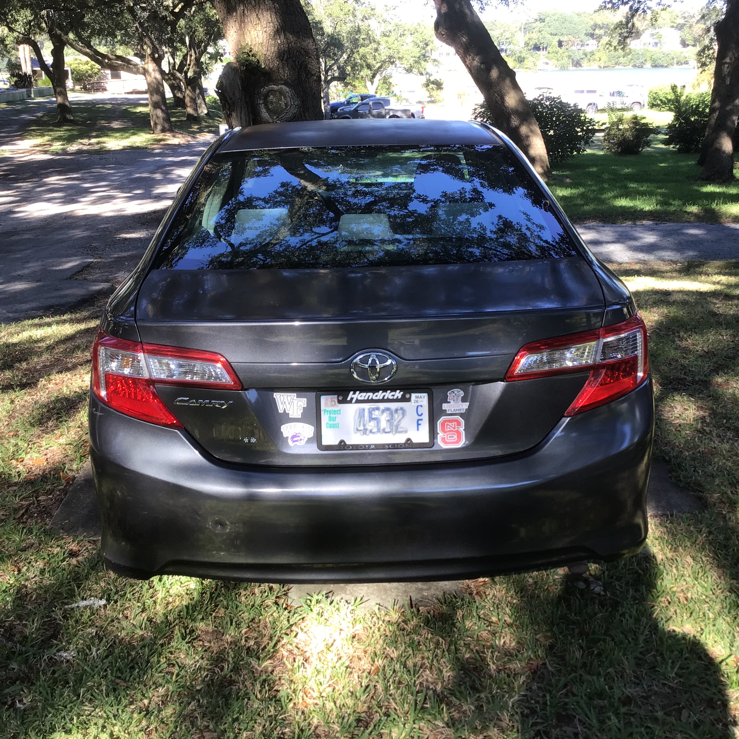 Used 2012 Toyota Camry FWD image 9