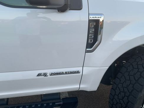 Used 2018 Ford F250 Lariat w/ Lariat Ultimate Package AWD/4WD image 16