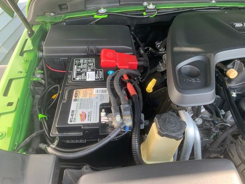 Used 2018 Jeep Wrangler Rubicon w/ Steel Bumper Group image 28