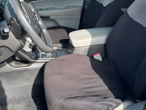 Used 2012 Kia Sorento LX w/ Convenience Pkg image 11