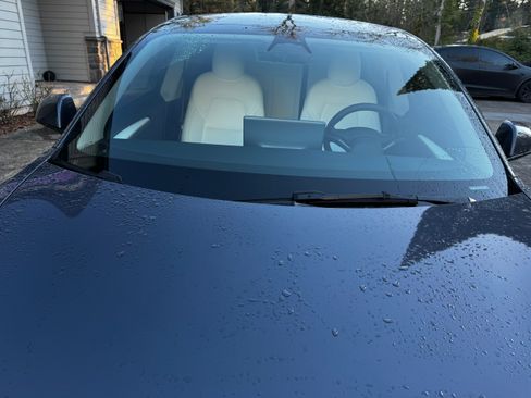 Used 2023 Tesla Model 3 Performance image 11