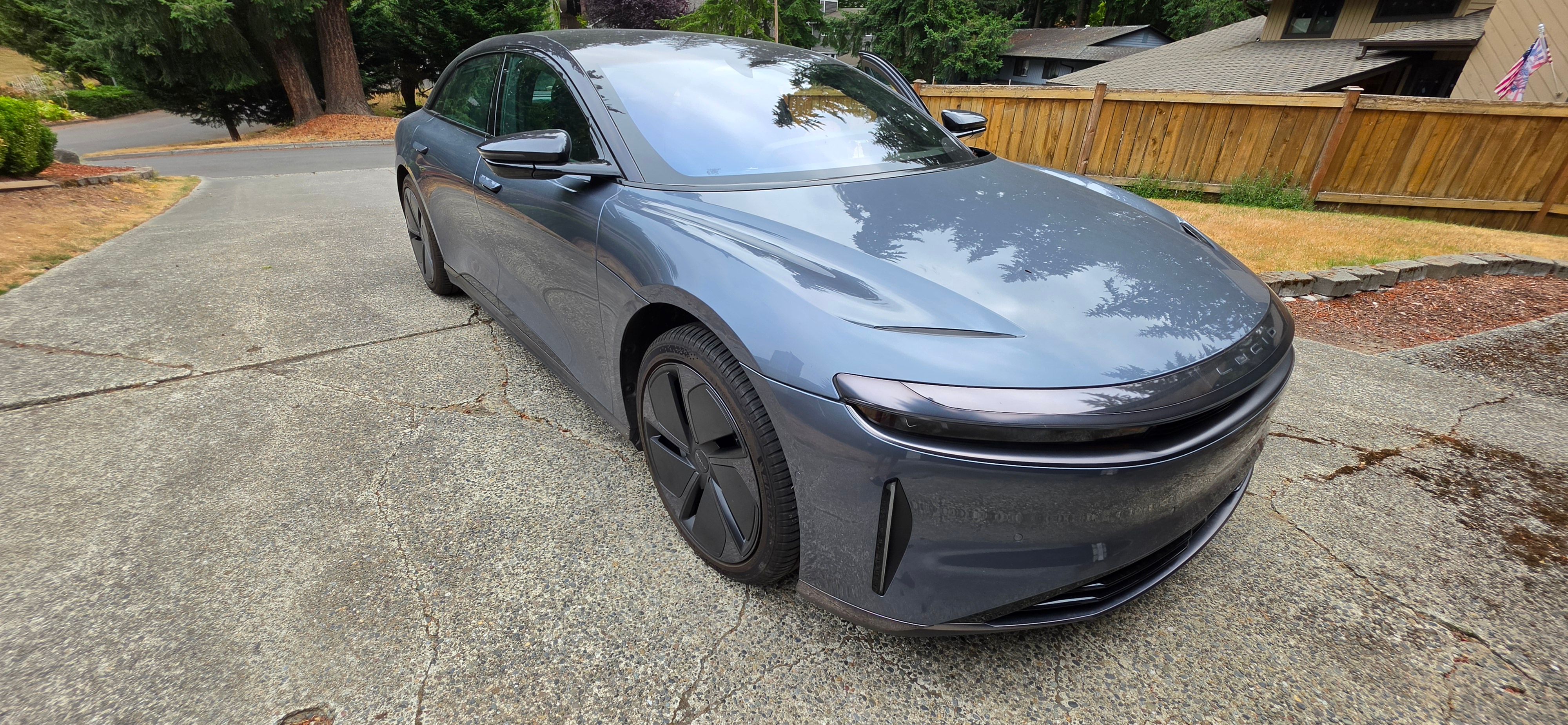 Used 2025 Lucid Air Touring AWD/4WD image 11