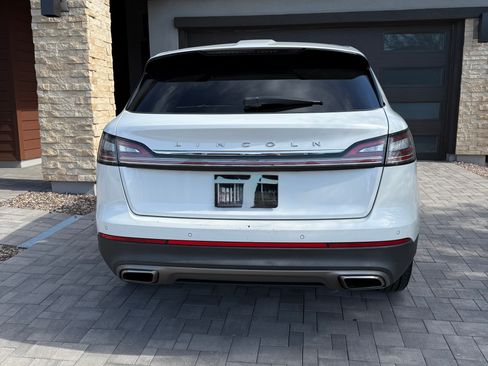 Used 2020 Lincoln Nautilus Reserve FWD image 4