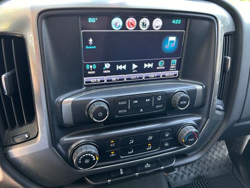 Used 2019 Chevrolet Silverado 2500 LT image 10