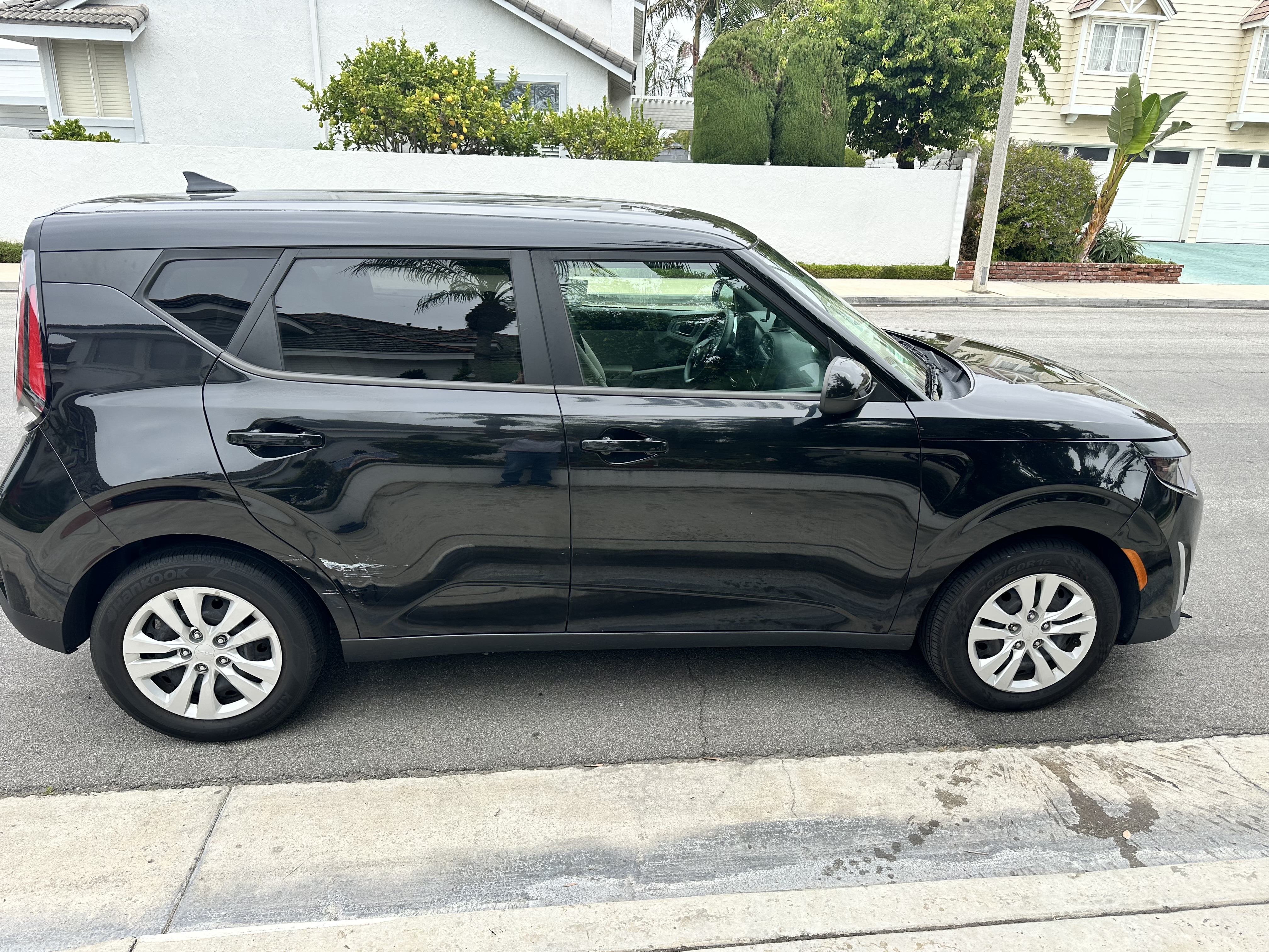 Used 2023 Kia Soul LX FWD image 6