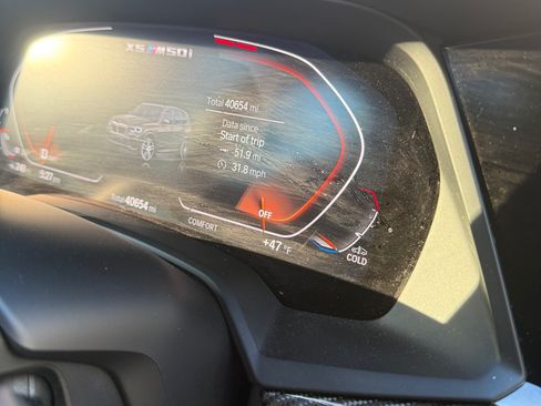 Used 2023 BMW X5 M50i w/ Executive Package image 14